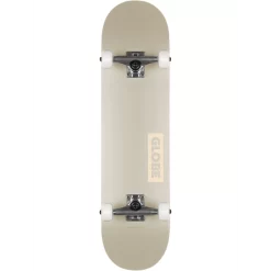 Goodstock Off White 8" GLOBE Skateboard